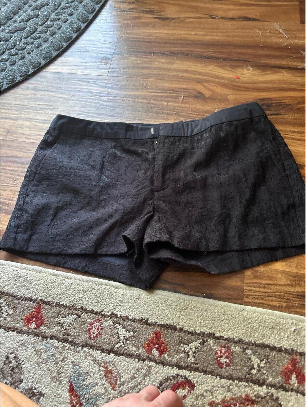 Guess Black Embossed Textured shorts